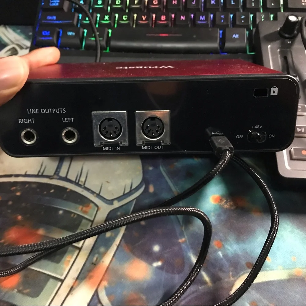 MIDI Pad beat makers and a Wrugste USB interface with MIDI inputs/outputs 2i2